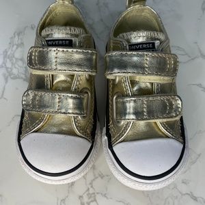 Converse toddler US size 5